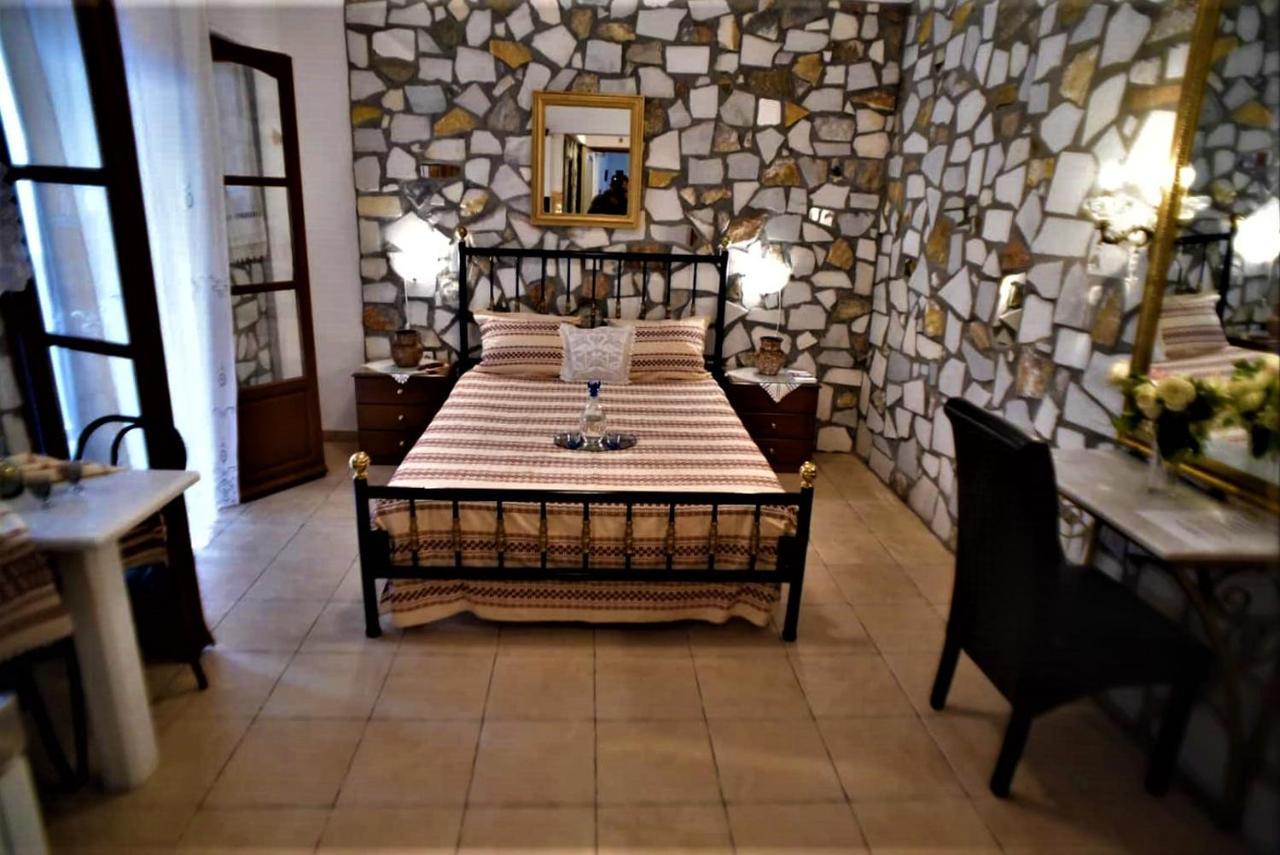 Pasas Castle - Unique Luxury Apartments Naxos City エクステリア 写真